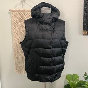 Women's Black Puffer Vest